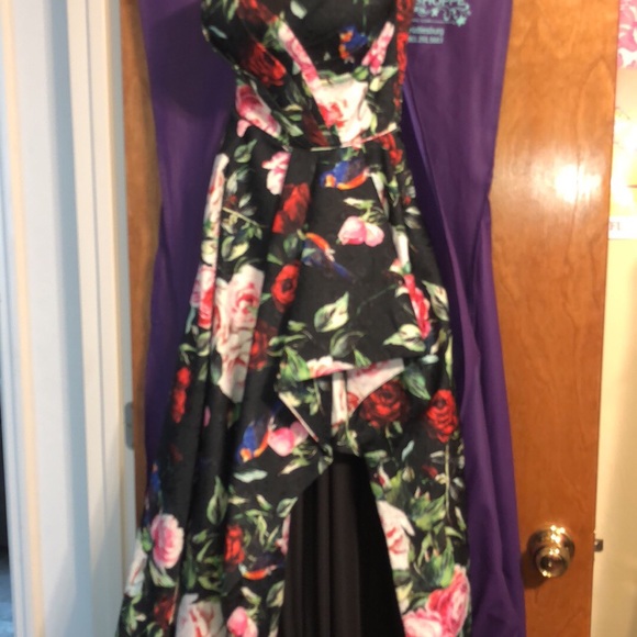 Sherri Hill Hi Low Prom Dress - Picture 2 of 3